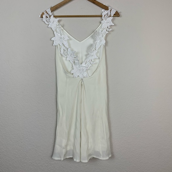 Tea & Cup Cream Dress S - Picture 3 of 6